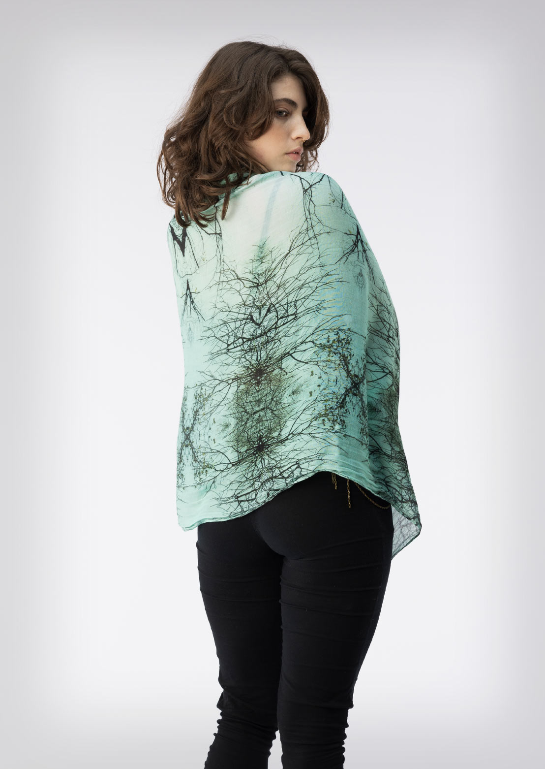 Horizon Scarf – Sustainable minimalist luxury women's scarf in organic cotton, bamboo blend, silk by Revtalatelier
