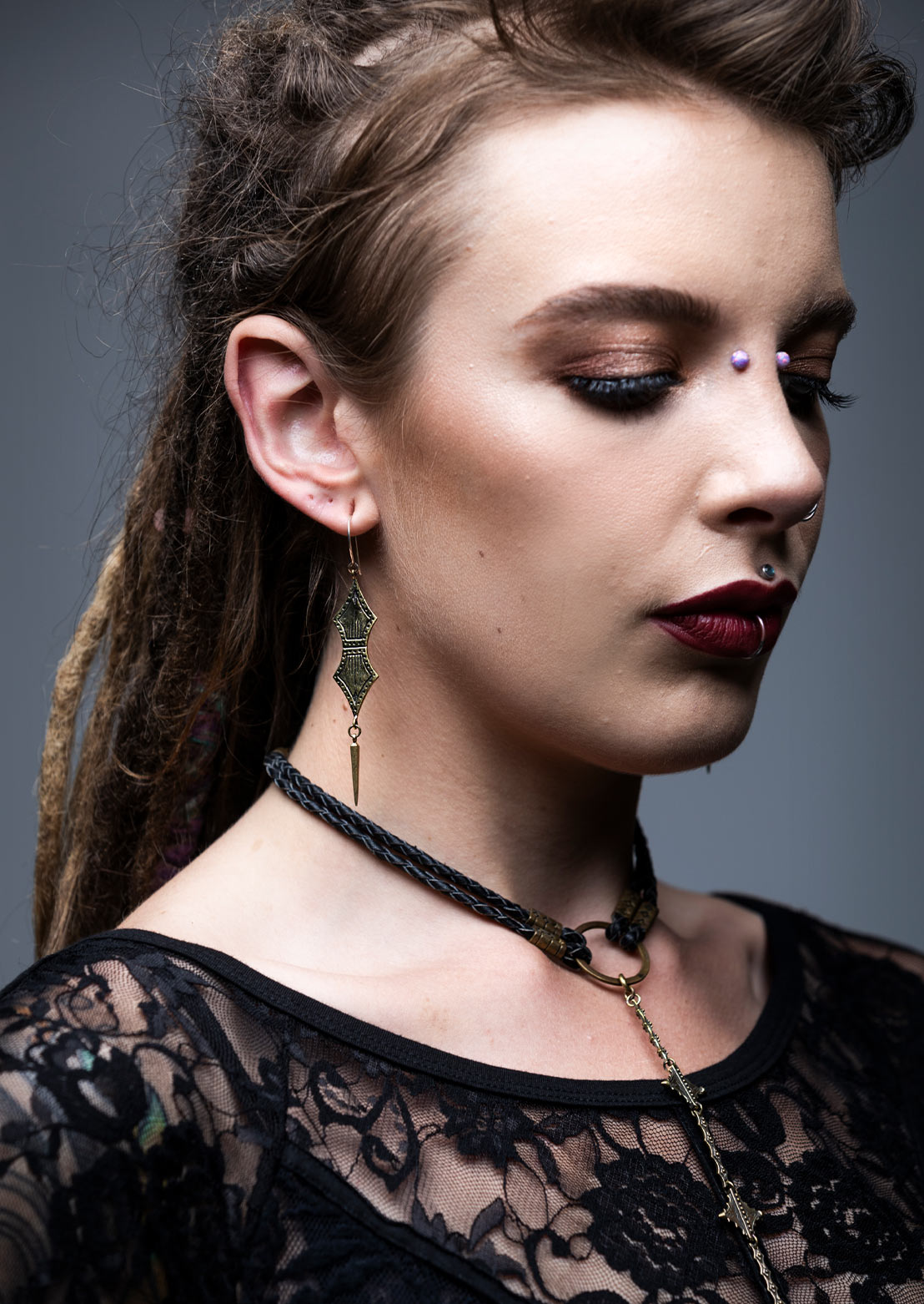 Primal Link Earrings – Sustainable minimalist luxury women's earrings by Revtal Atelier
