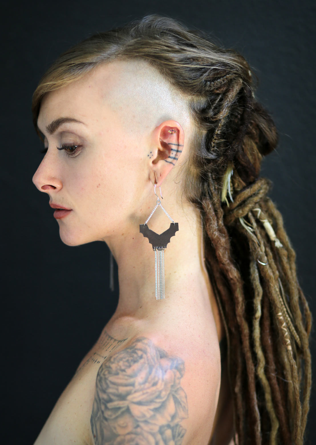 Ridge Earrings – Sustainable minimalist luxury ethical jewelry for women by Revtal Atelier
