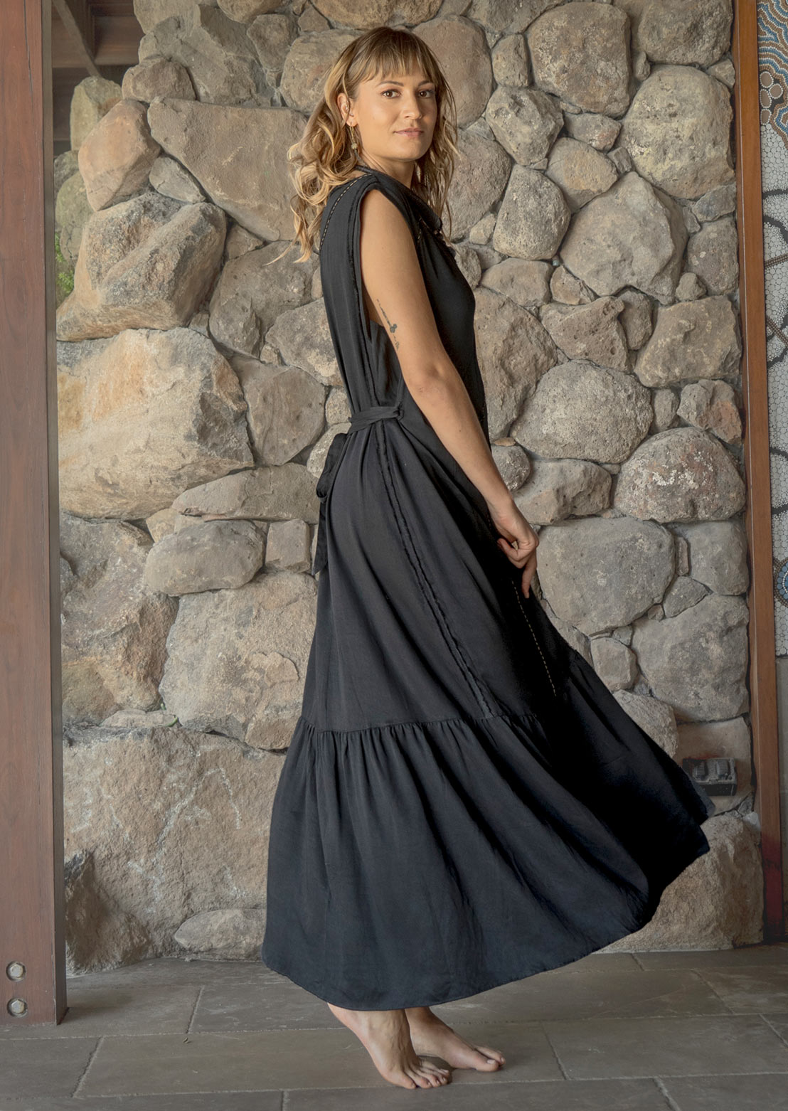Sahara Dress Black – Sustainable minimalist luxury women's dress in organic cotton and bamboo satin by Revtalatelier
