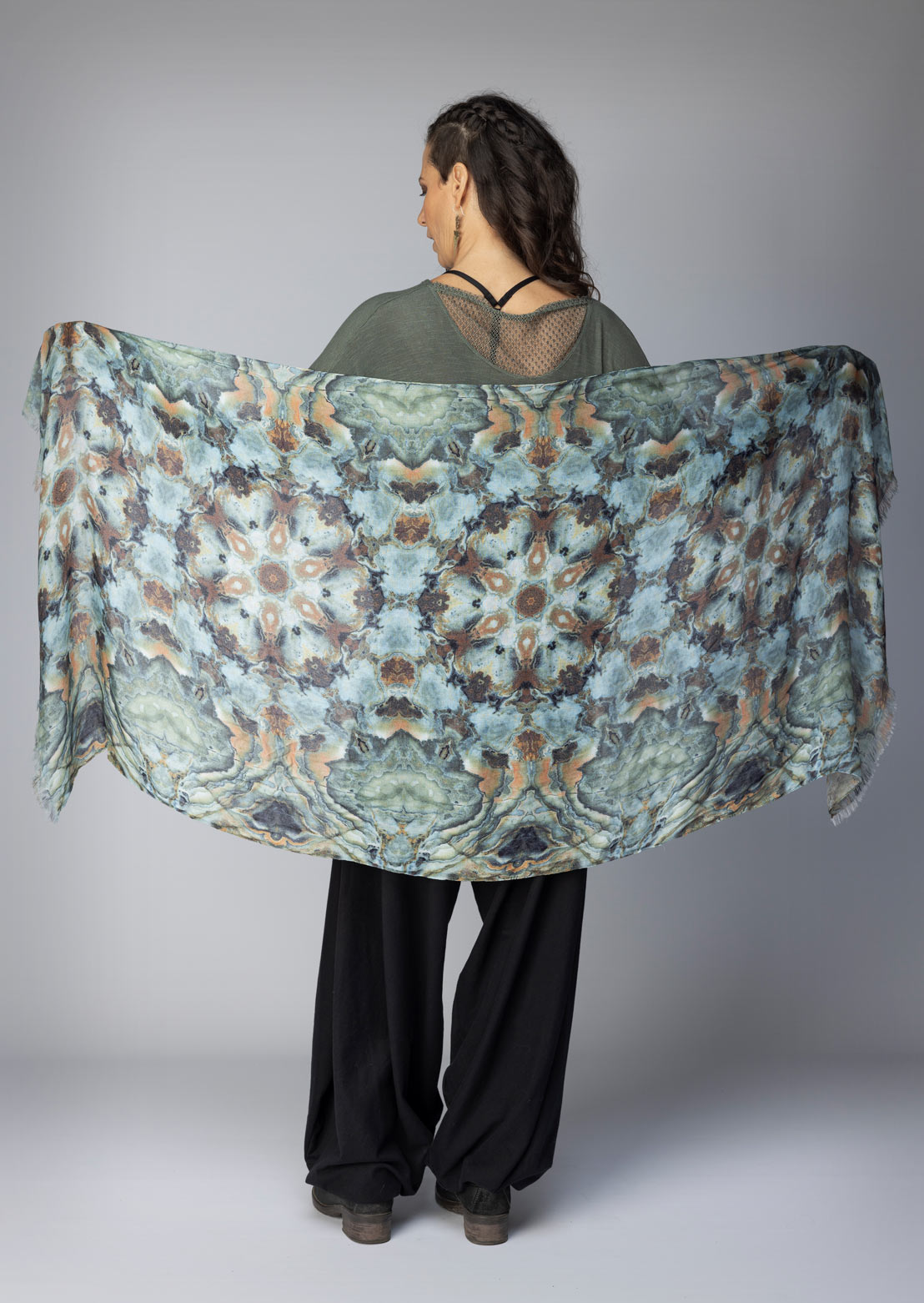 Terraformer Scarf – Sustainable minimalist luxury women's scarf in organic cotton, bamboo satin, silk by Revtalatelier
